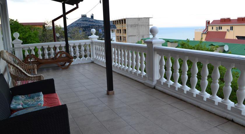 Гостиница Aquamarine Алушта